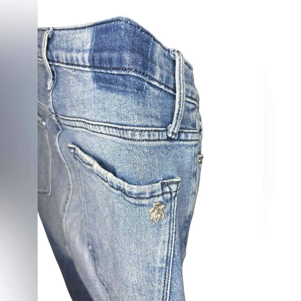 Black Orchid women’s slant fray medium wash blue jeans sz 30 preloved - Picture 3 of 11